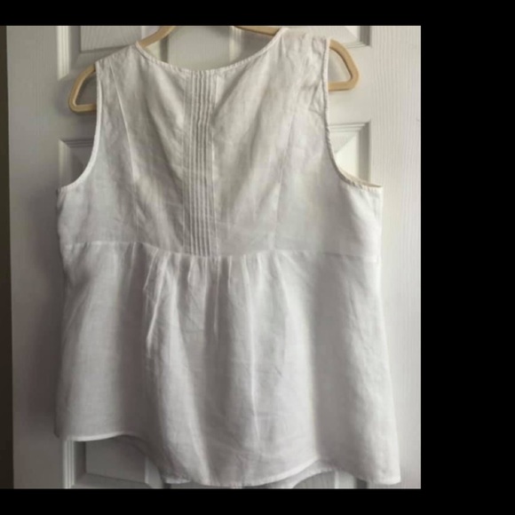 Beautiful Spring/Summer top! - Picture 3 of 3